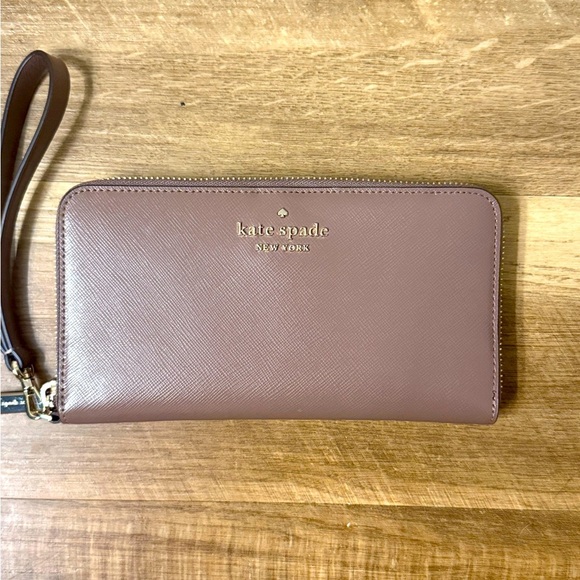 Kate Spade Large Flat Continental Staci Wallet Dusk Cityscape Taupe EUC $229